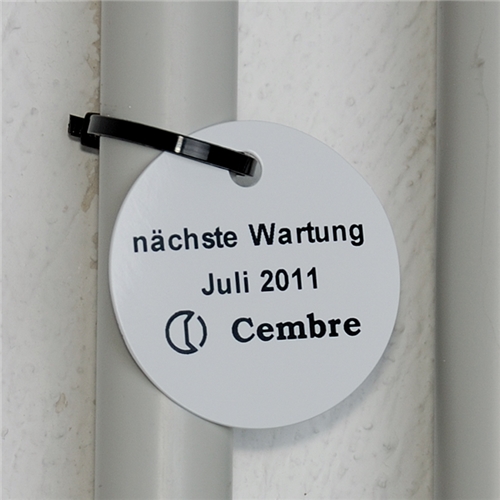 CEMBRE 35mm CIRCULAR WHIT PVC DOG TAG 1 x 4mm HOLE