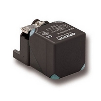 OMRON E2Q5 LONG DISTANCE SQUARE INDUCTIVE SENSOR