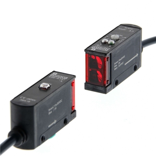 OMRON THROUGH BEAM PHOTOELECTRIC SENSOR 2M CABLE